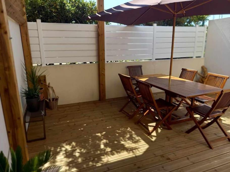 100 M2 Terrasse Piscine